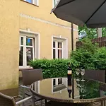 Host Garden Apartment Sopot