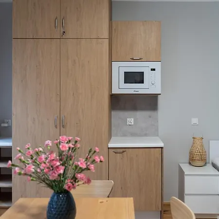 Apartment Host Garden