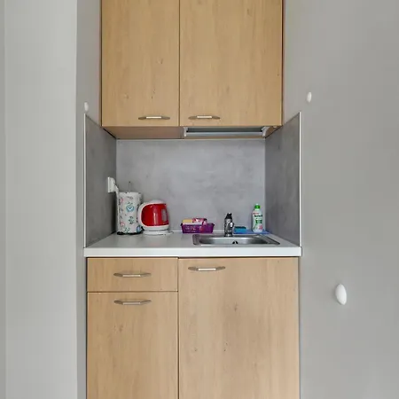 Host Garden דירה