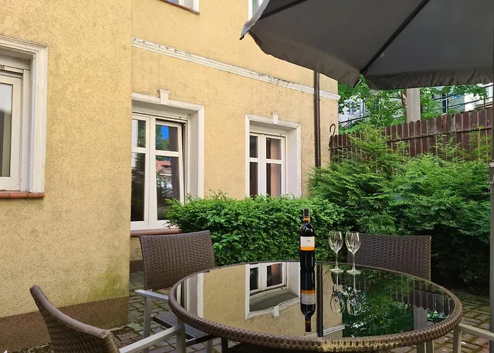 Host Garden Apartment Sopot